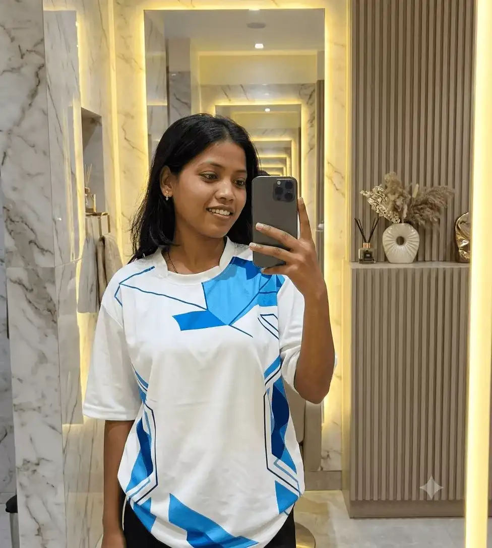 Casual Selfie Prompt Copy Paste: Create Natural AI Selfie Photos