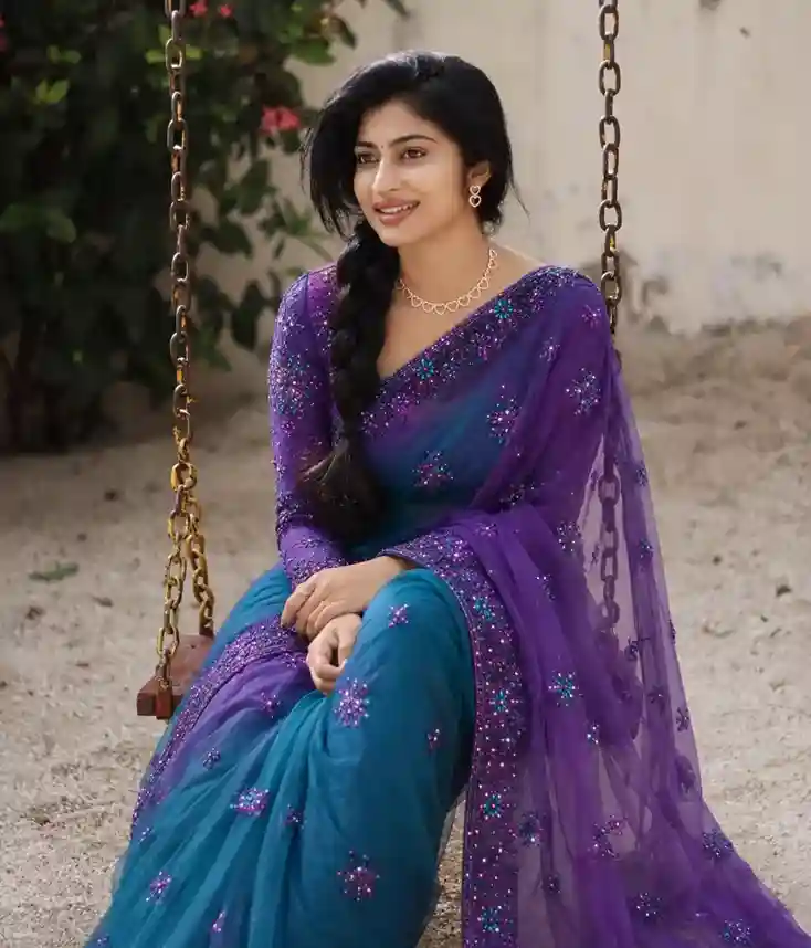 Trending Purple Saree Prompt: Viral AI Photo Editing Prompt