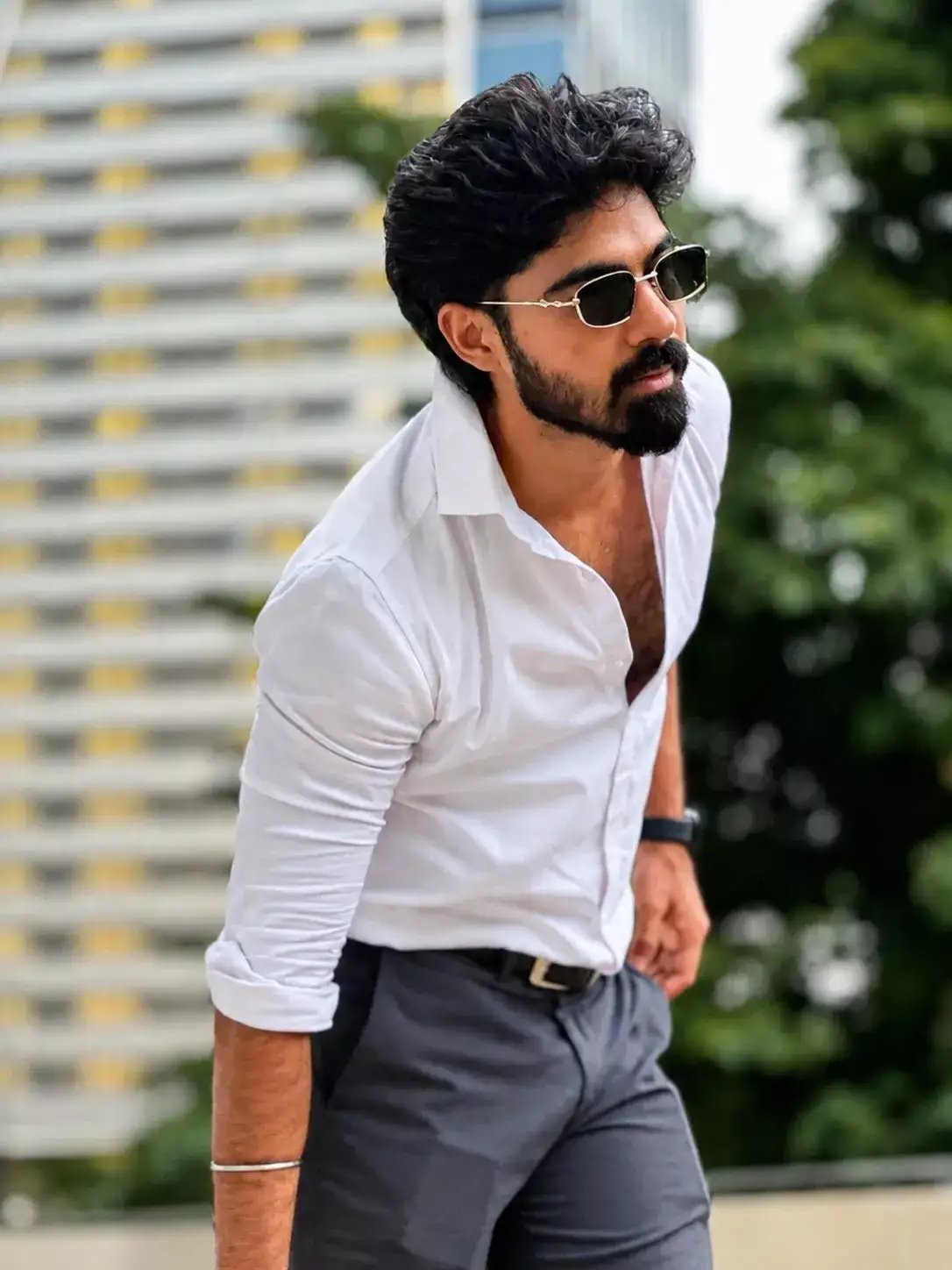 White Shirt Prompt: Men Ke Liye Trending Leader-Style Aur Aesthetic AI Photo Guide